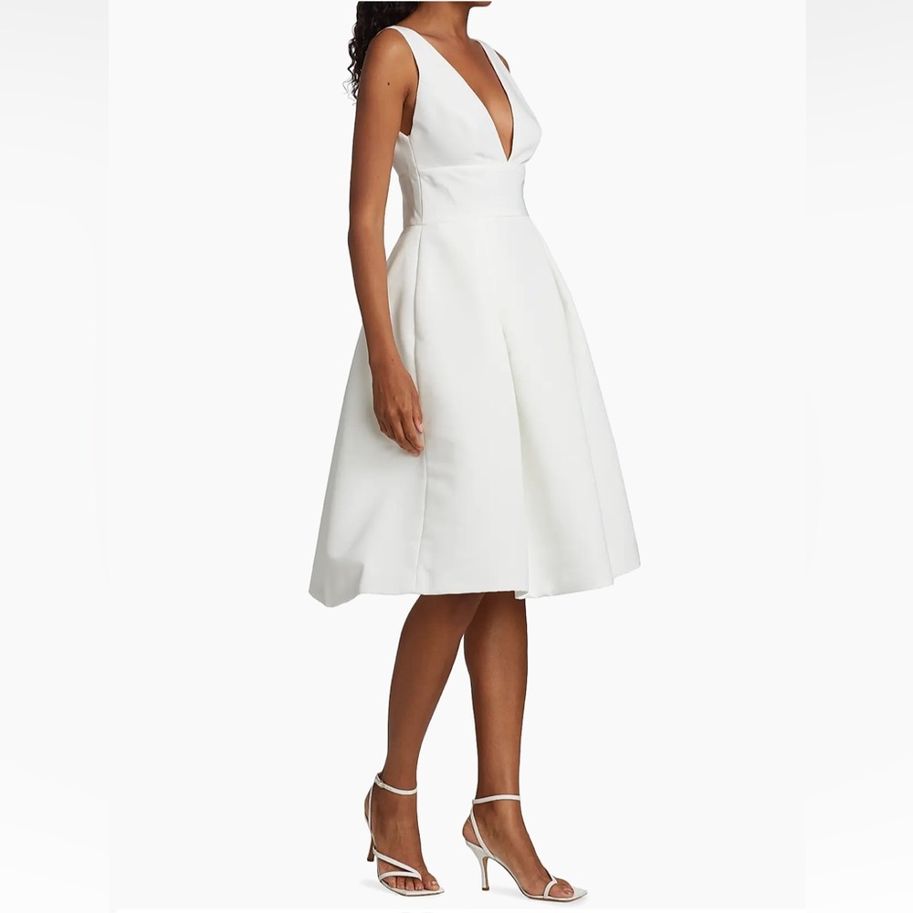 Amsale Faille Deep V-Neck Dress Size 6 NWT - Picture 3 of 9
